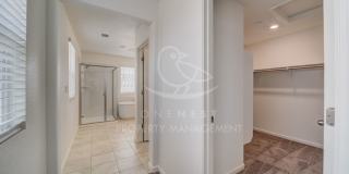 Twelve Bridges 4-Bedroom, 2-Bath Home Gallery 25