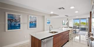 9261 E Bay Harbor Dr Gallery 4