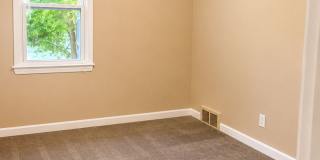 Upgraded Westside Bungalow Section 8 Accepted Gallery 4