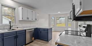 1821 Swann St Gallery 2
