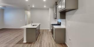 Luxury 3 Bedroom 2 Bathroom Duplex in Piedmont Schools Gallery 8