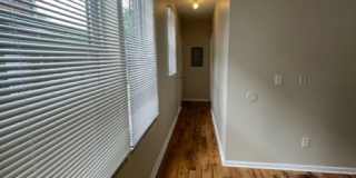 2005 East 5th Avenue - 2005 Gallery 8