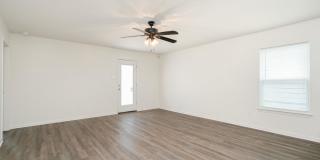 3923 Southton View Gallery 8