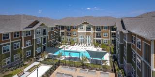 Senior Housing - The Elliott Senior Apartments Gallery 25