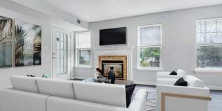 13900 Farnsworth Lane Gallery 1