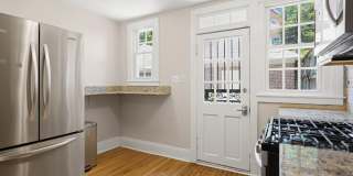 214 E UNIVERSITY Parkway Gallery 21