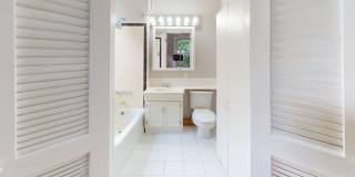 Tucked Away Cleveland Park One Bedroom- Available Now! Gallery 13