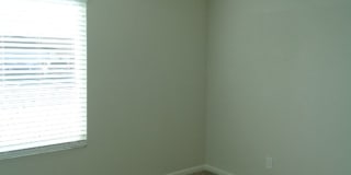 Gorgeous 3 bedroom house in Mesa! Totally renovated and ready to move in! Available NOW! Gallery 14