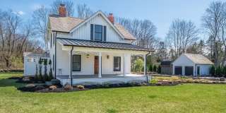 19000 Main Road Gallery 1