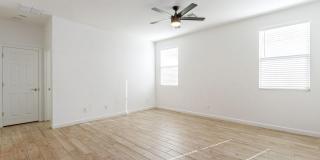 10617 S 55th Drive Gallery 8