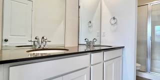 NEWER BUILD! 2 Bed 2 Bath Townhome in Timnath! Gallery 11