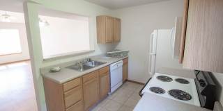Four Bedroom, Three Bathroom Duplex with Attached Garage Gallery 8