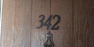 * 2 bed, 1 bath, Cherry Creek schools, Great location off Havana and Exposition with washer/dryer in complex Gallery 14