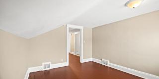 153 HENRY ST Gallery 18