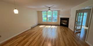 Spacious  South Burlington Townhouse for Rent - Available 7/1 Gallery 4