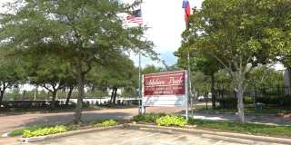 Wilshire Park Gallery 32