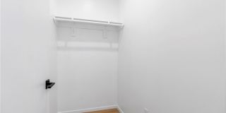 2515 Alsace Avenue Gallery 16