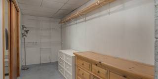 Vintage Charm Meets Modern Comfort in Fairbanks! Gallery 27