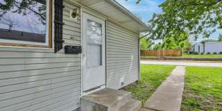 1 Bedroom | 1 Bathroom | Apartment | Located In the Heart of Downtown and Near Campus's Gallery 1