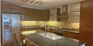 2-Bedroom, 2 Bath Unit for Rent in Denver, CO | Fitness center & Modern Kitchen Gallery 5