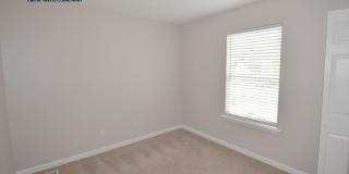 Adorable 3bd 2 ba home with washer/dryer included! Gallery 15