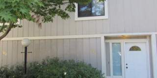 2 Bedroom, 1 Bath Townhome Minutes from AU and Downtown! Gallery 1