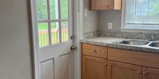 Beautifully Renovated 2 Bedroom, 1 Bath Duplex in Southwest Roanoke City Beautifully Renovated 2 Bedroom, 1 Bath Duplex in Southwest Roanoke City Gallery 5
