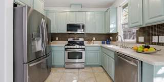 Amazing 3/2.5 N. Natomas!  Beautiful.  Please read full add below for details. Gallery 9