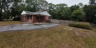 3/1 Brick Home Near USA Campus w/ Carport & Fenced-In yard 3/1 Brick Home Near USA Campus w/ Carport & Fenced-In yard Gallery 21
