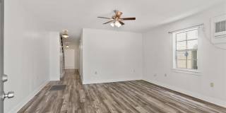 2133 S CARROLLTON Avenue Gallery 2