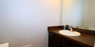 1970 Pondview Gallery 11