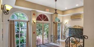 747 Michigan Ave Gallery 23