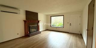 Cute 3 BD | 1.5 BA Home in Lake Oswego - Lake Access! Cute 3 BD | 1.5 BA Home in Lake Oswego - Lake Access! Gallery 5