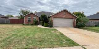 MOVE-IN SPECIAL: $500 OFF! Tour Today! Clabber Creek Subdivision!! Worry Free Lawn maintenance!! Gallery 1