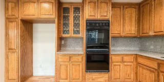 9201 Paso Robles Gallery 24