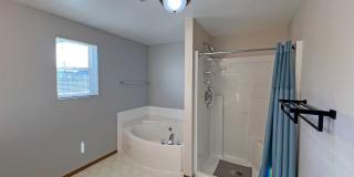 Price Drop!-Exceptional 2200 sq ft Three Bedroom 2 Bath Rambler in Fed Way - with A/C Gallery 43