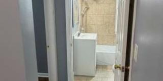 Recent Rehabbed 2- 2bedroom 1 bath apartments Gallery 20