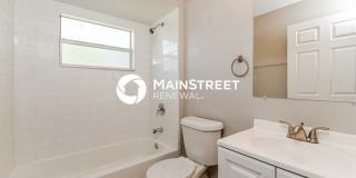 749 Colyer Street East Gallery 14