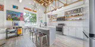 308 St Louis unit: 107 Gallery 19