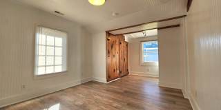 217 S Walnut Street Gallery 26