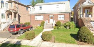 317 Harriet Avenue UPSTAIRS Gallery 1