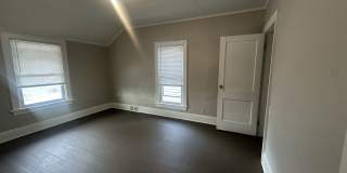 3 Bedroom West Side House Gallery 9