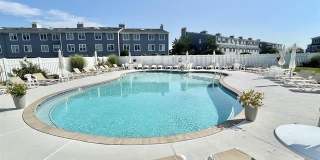 210 Harbour Cove Gallery 16