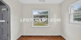 3540 Bellevue Rd. Gallery 12
