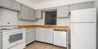 5577 Cabot Drive North Gallery 7