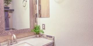 2431 Humboldt St Gallery 22