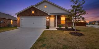 Modern 3-Bedroom Corner Lot Home with Fenced Yard in Forney – Built in 2023 Gallery 1