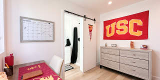 1338 West 35th Place - Co-Living 1338 West 35th Place - Co-Living Gallery 15