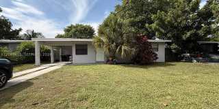 1525 NW 18th Ct Gallery 1