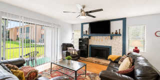 Fully Furnished Condo in Prestigious Guard-Gated Golf Community Gallery 9